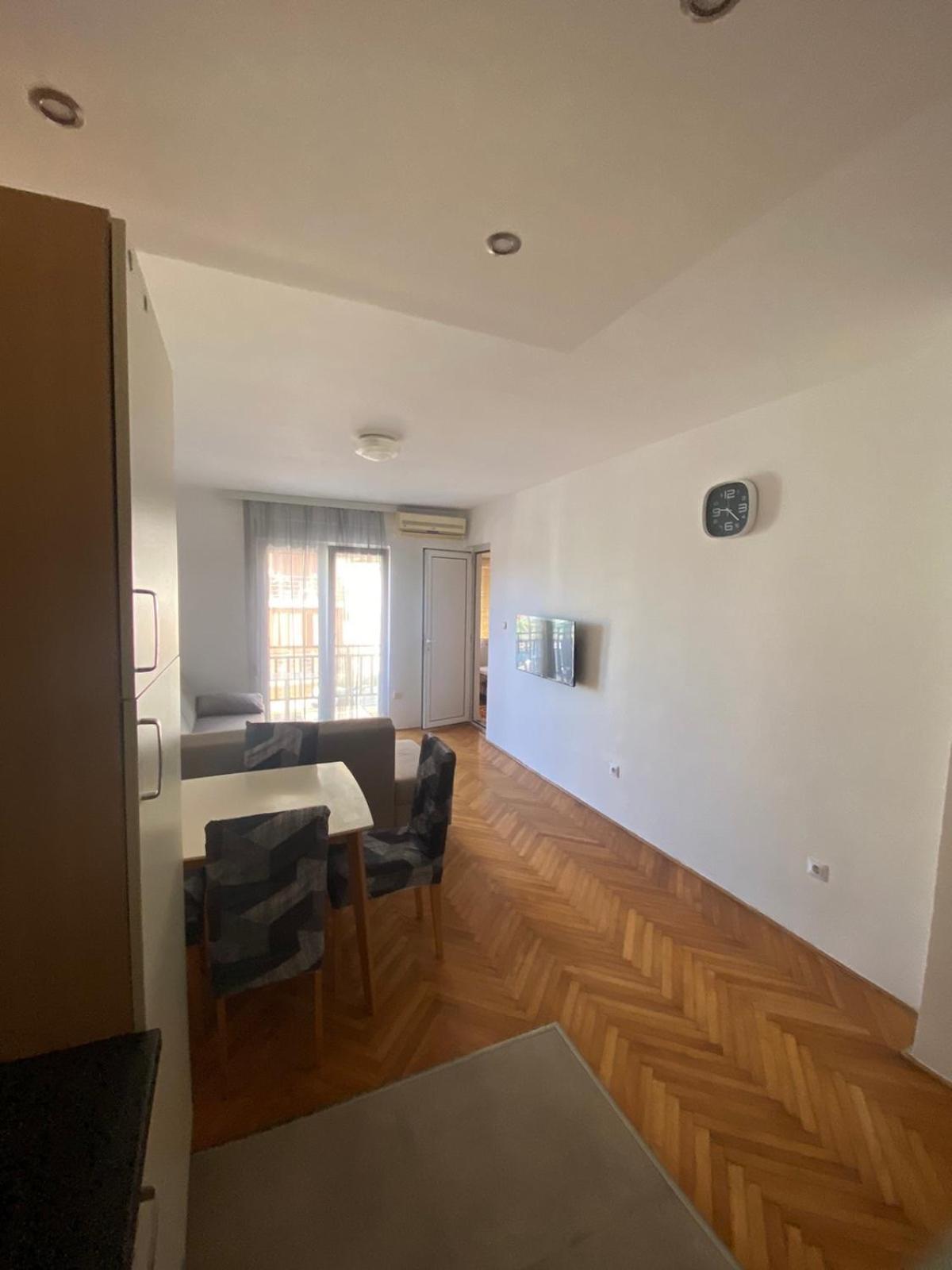 W Appartement Budva